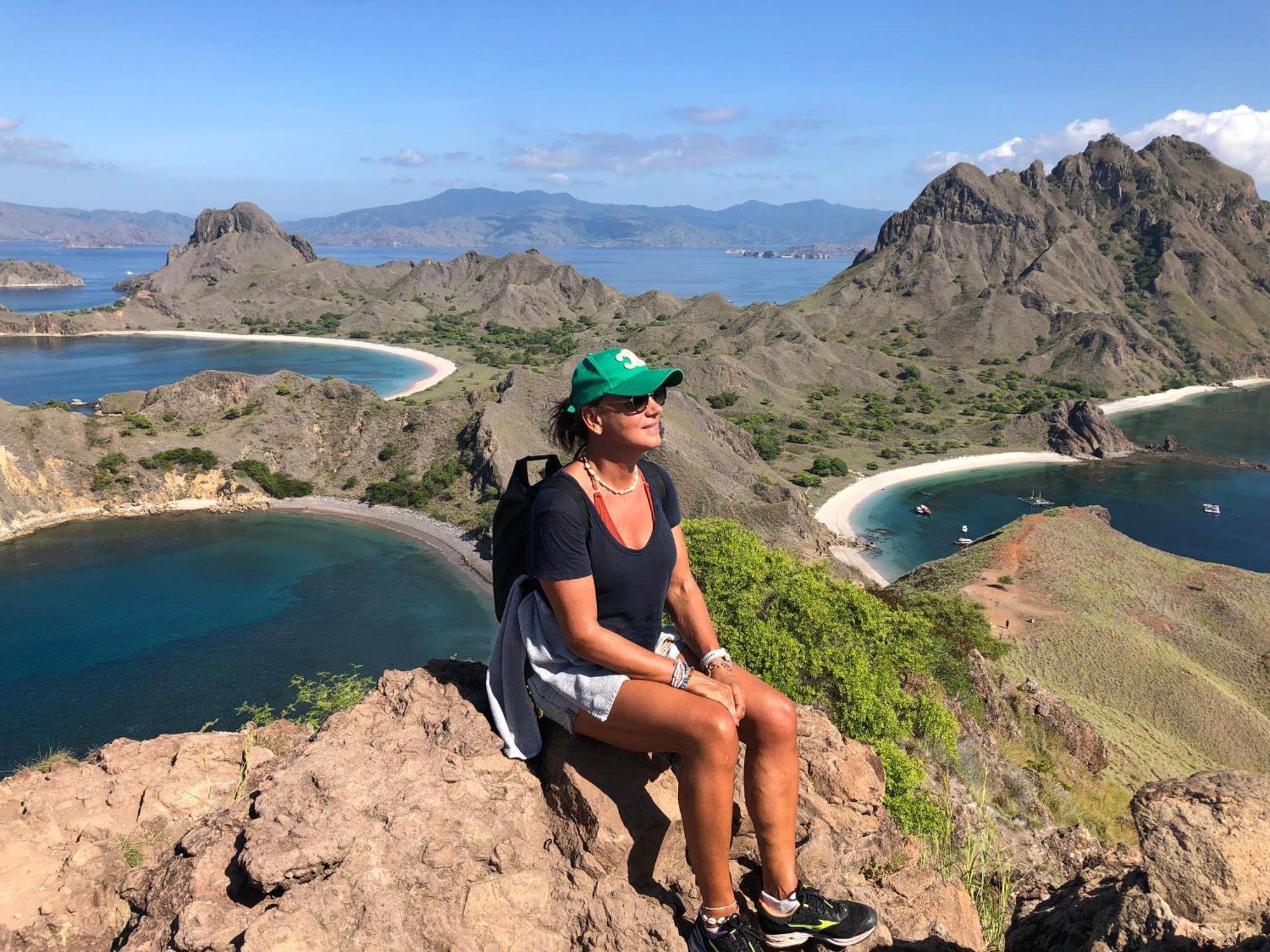 Dua Putri Komodo Homestay Luaran gambar