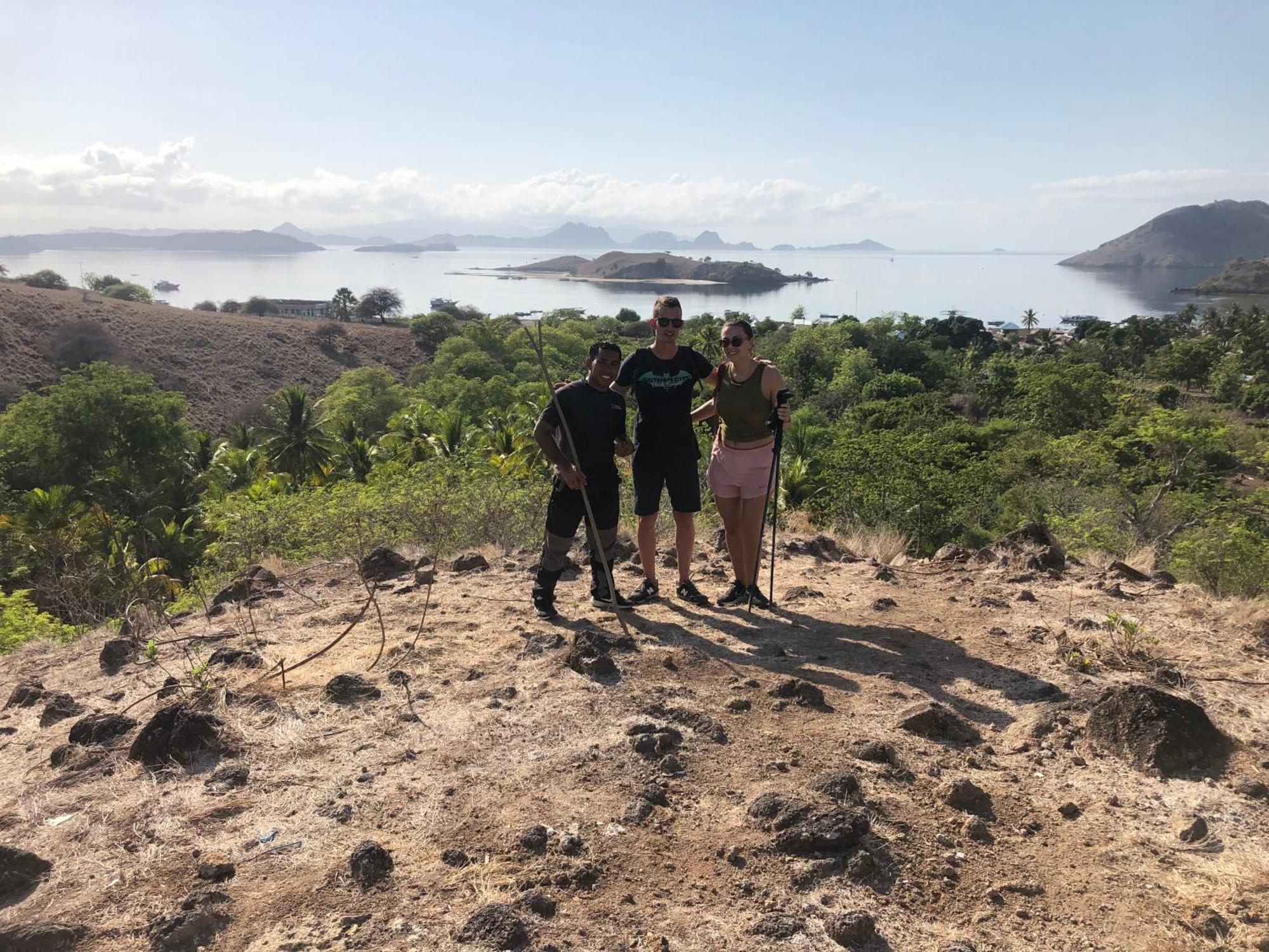 Dua Putri Komodo Homestay Luaran gambar
